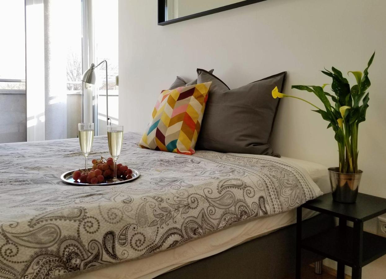 New Pest Apartman Apartment Budapest Bagian luar foto