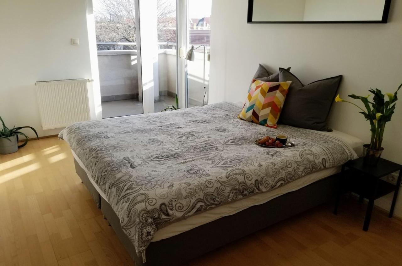 New Pest Apartman Apartment Budapest Bagian luar foto