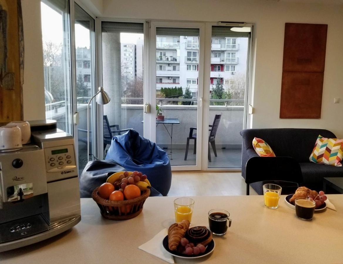 New Pest Apartman Apartment Budapest Bagian luar foto